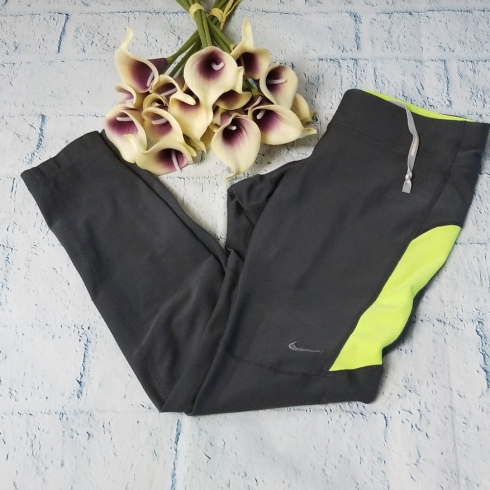 Nike Dry Fit Running Capris - Picture 1 of 6